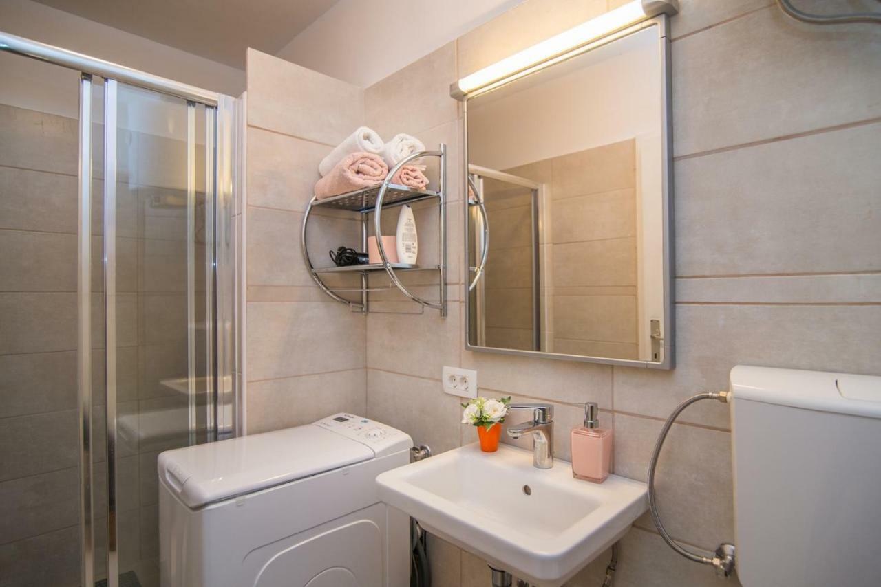 Apartment With Terrace In Filipana Marcana Экстерьер фото