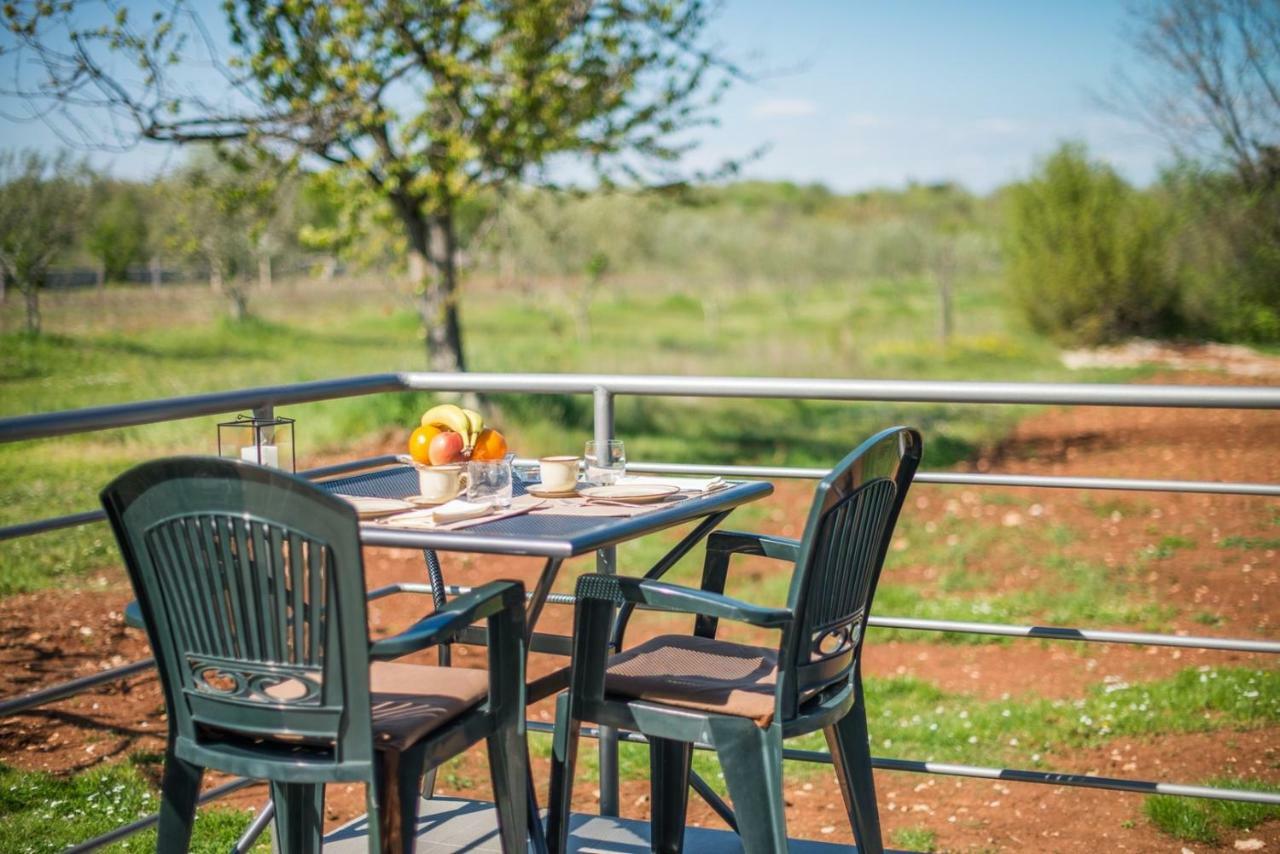 Apartment With Terrace In Filipana Marcana Экстерьер фото